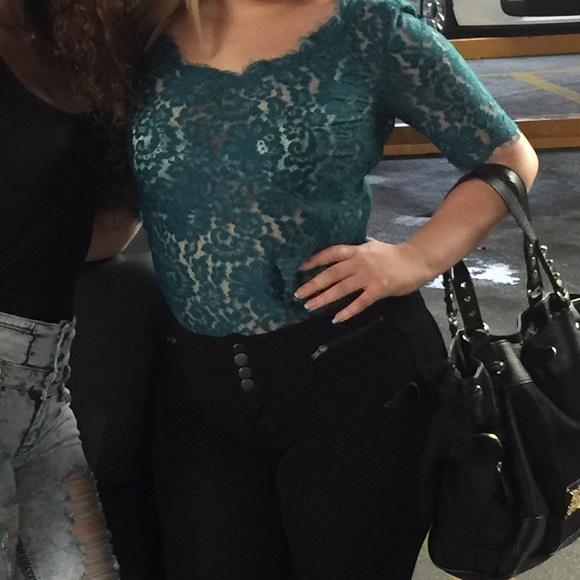 See through blouse - Picture 6 of 7